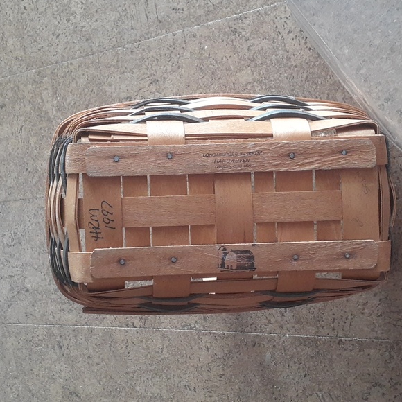 1997 Longaberger classic warm with green, heartland small chore basket. - Picture 4 of 14